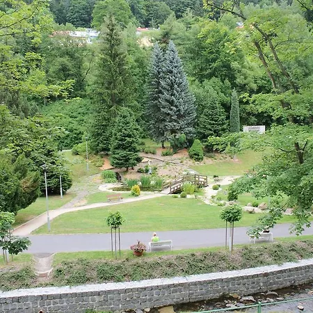 Haus Regrus Hotel 3*