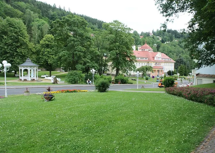 Haus Regrus Hotel 3*