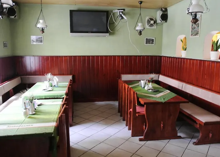 Haus Regrus Hotel